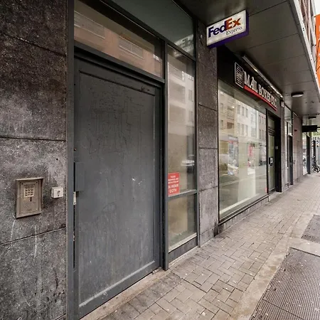 Modern 2bed, 2 Bath Flat, 3 Min To Connolly Station